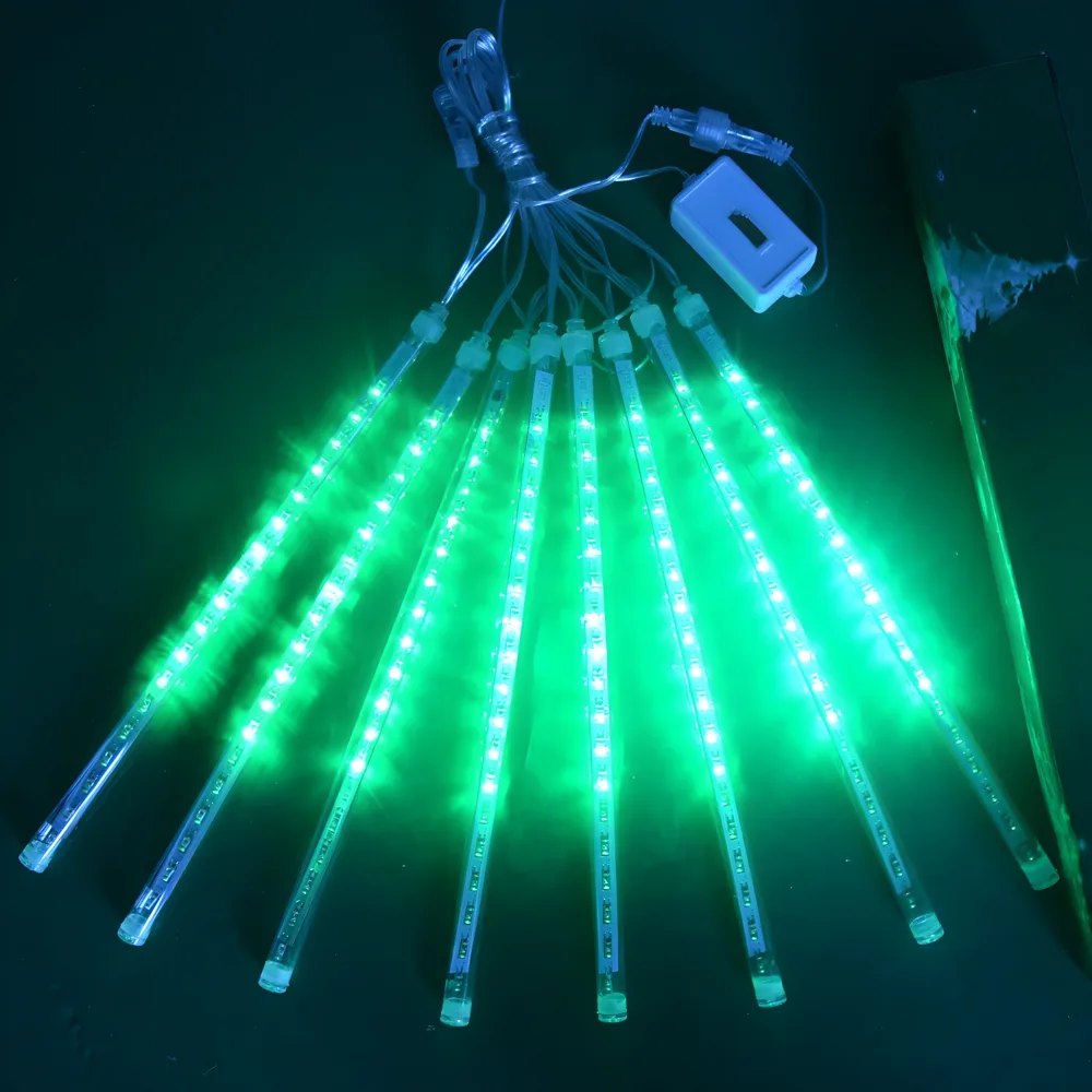 White 8-Light Icicle Rope Light
