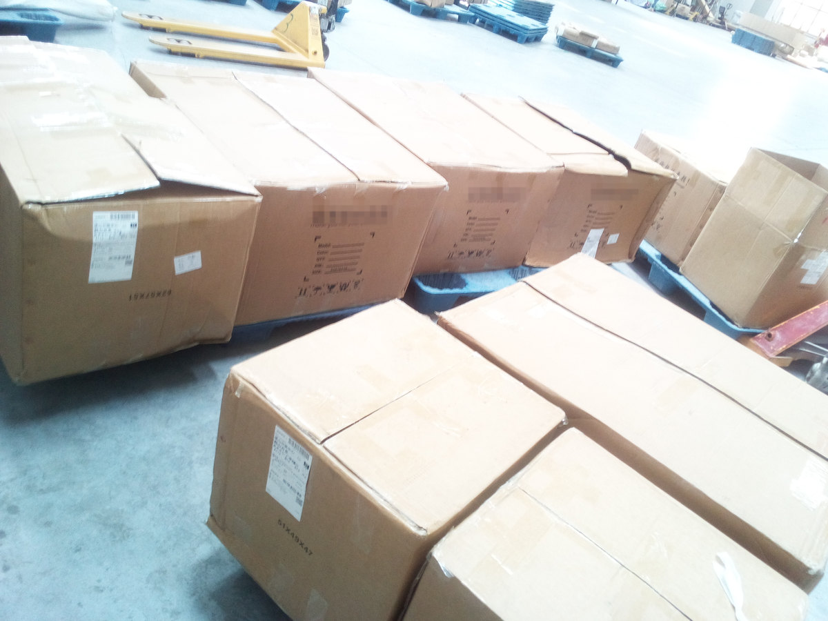 Cream dining chairs, one-piece sets as received — shipping record SR-2026-071