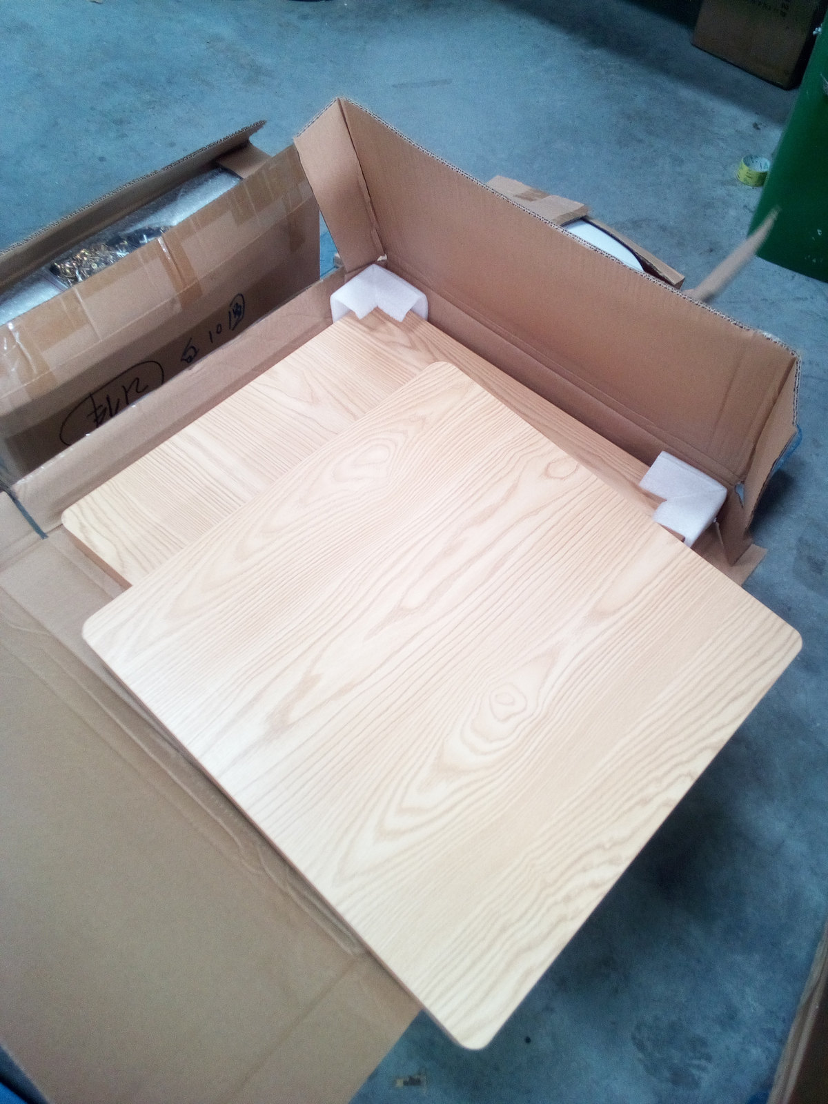 Dining tables, 60 and 120 cm — Opened on our floor