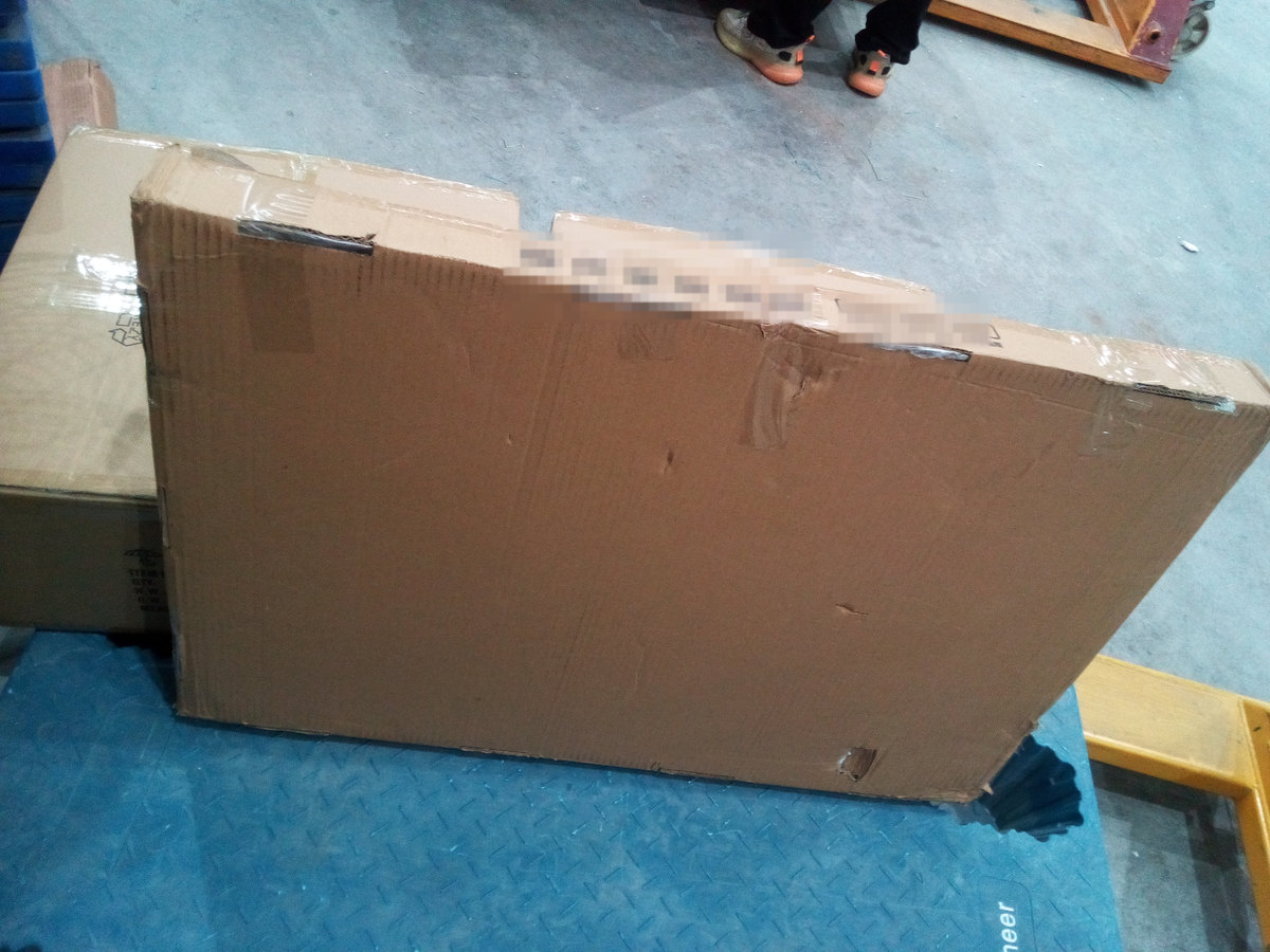 Flush mount ceiling light as received — shipping record SR-2026-062