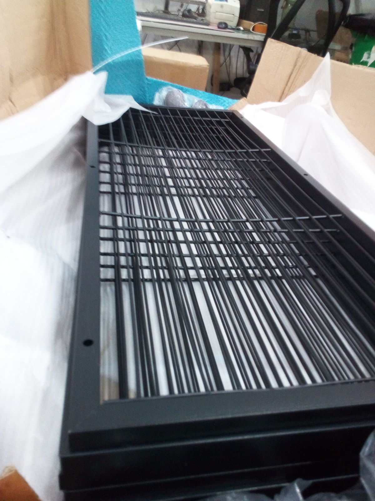 Plant stand and side table — Fittings and hardware