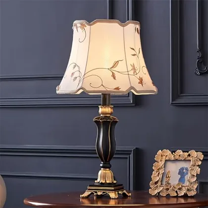 American Retro Classical Light Luxury Desk lamp