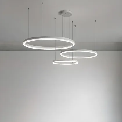 White 3-Light Acrylic Tiered