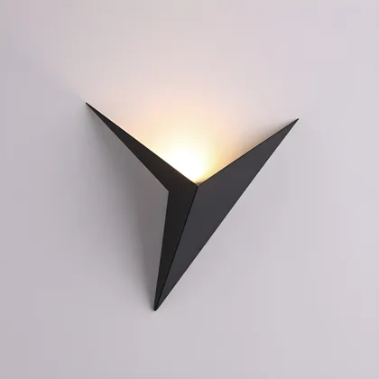 Black 1-Light Iron Novelty